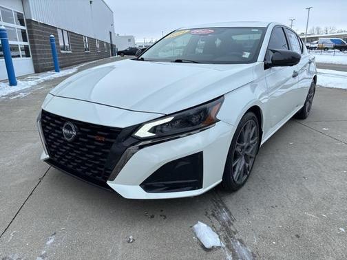 2024 Nissan Altima SR VC-Turbo FWD