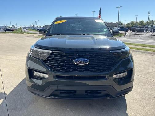 2023 Ford Explorer ST-Line
