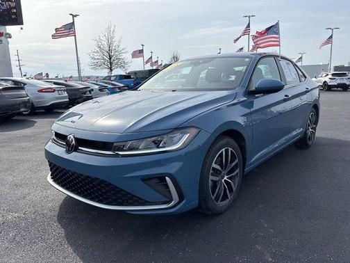 2025 Volkswagen Jetta 1.5T SE