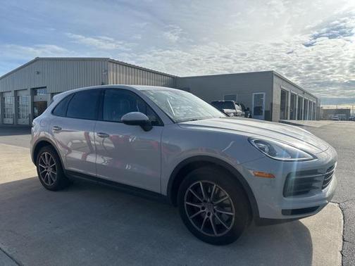 2021 Porsche Cayenne Base
