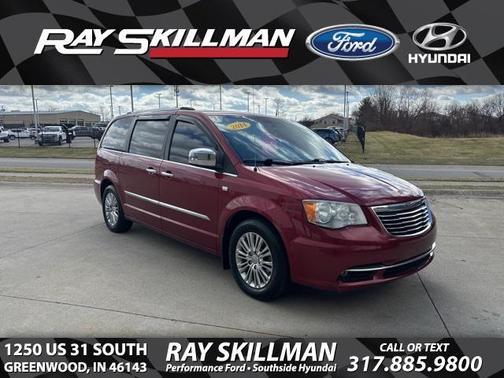 2014 Chrysler Town & Country Touring-L