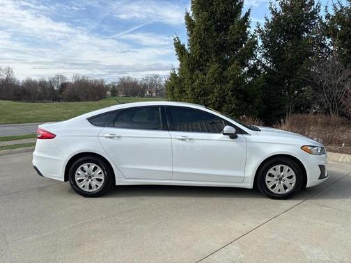 2019 Ford Fusion S