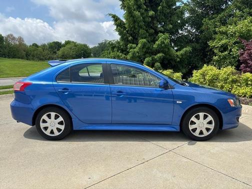 2012 Mitsubishi Lancer Sportback ES