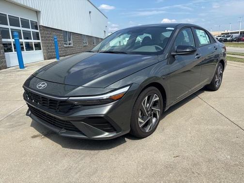 2025 Hyundai ELANTRA Sport