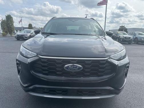 2023 Ford Escape ST-Line Elite