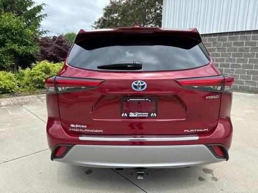 2020 Toyota Highlander Hybrid Platinum