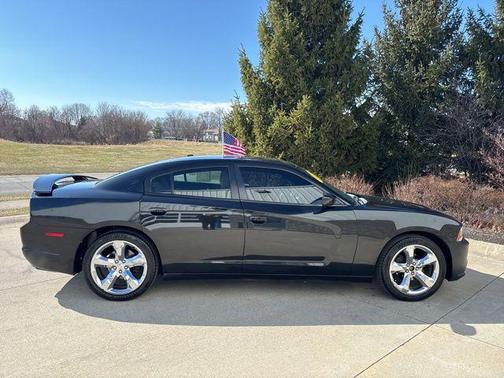 2011 Dodge Charger Base