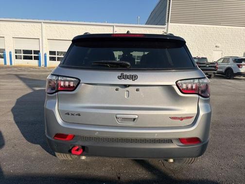 2023 Jeep Compass Trailhawk