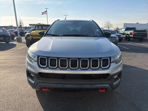 2023 Jeep Compass Trailhawk