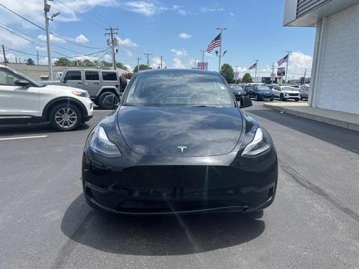 2023 Tesla Model Y Long Range Dual Motor All-Wheel Drive