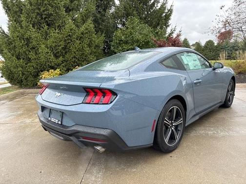 2025 Ford Mustang EcoBoost