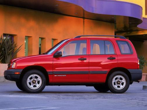 2003 Chevrolet Tracker Hard Top Base