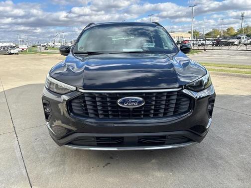 2026 Ford Escape Platinum