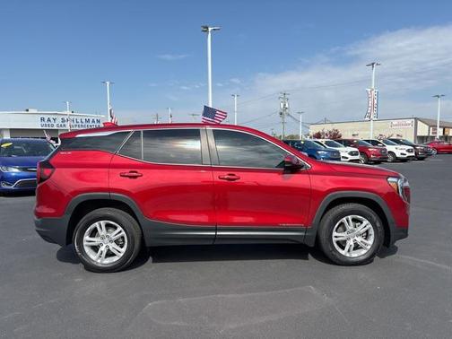 2022 GMC Terrain SLE