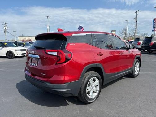 2022 GMC Terrain SLE