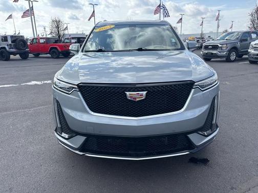 2025 Cadillac XT6 Sport AWD