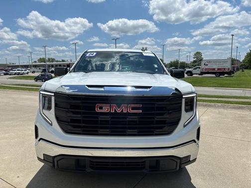 2024 GMC Sierra 1500 Pro