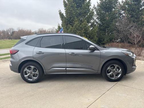 2024 Ford Escape ST-Line Select