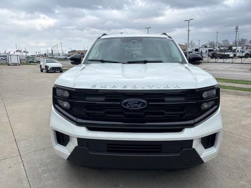 2026 Ford Expedition Max Active 4x4