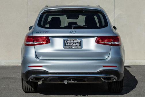 2016 Mercedes-Benz GLC 300 Base