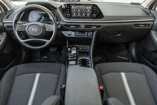 2022 Hyundai SONATA SEL