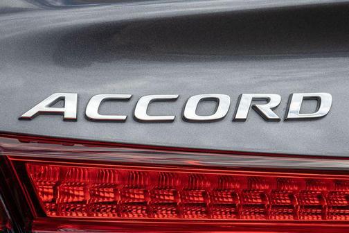 2020 Honda Accord Hybrid Base