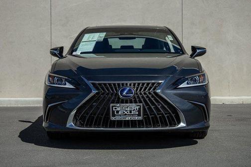 2022 Lexus ES 300h Base