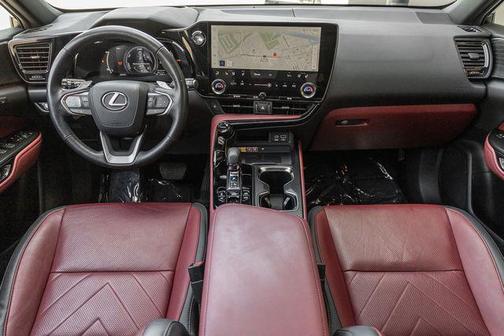 2024 Lexus NX 450h+ Luxury