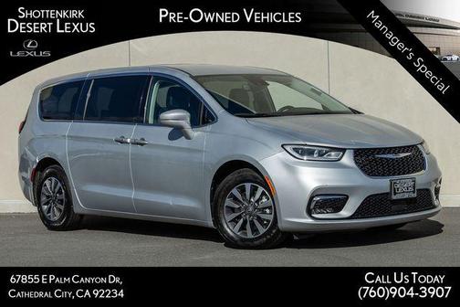 2022 Chrysler Pacifica Hybrid Touring L