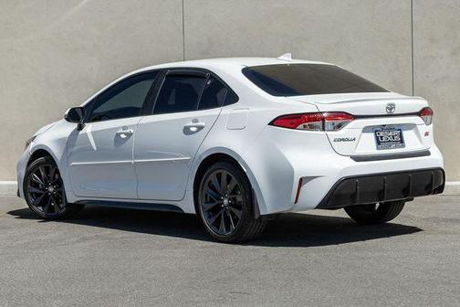 Ice Cap 2024 Toyota Corolla SE