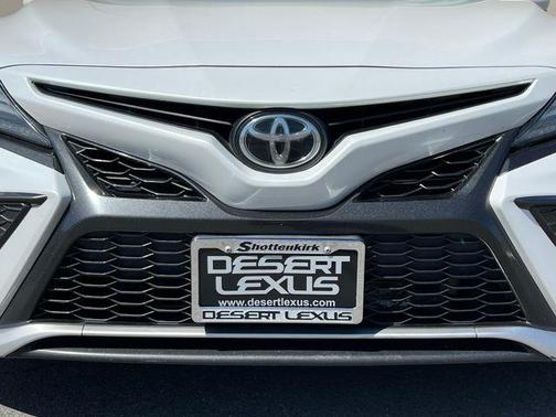Wind Chill Pearl 2021 Toyota Camry XSE