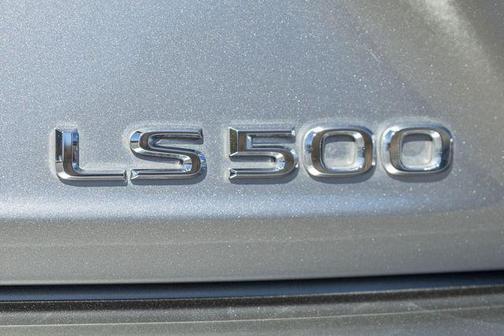 2022 Lexus LS 500 Base