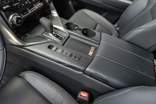 Eminent White Pearl 2026 Lexus LX 700h Luxury