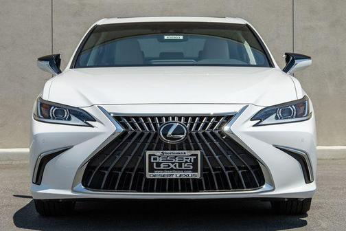2025 Lexus ES 300h Base