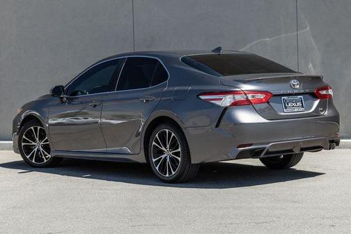 Predawn Gray Mica 2020 Toyota Camry SE
