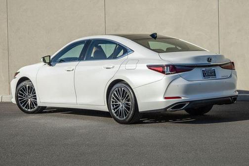 2022 Lexus ES 350 Base