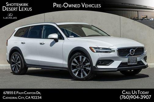2020 Volvo V60 Cross Country T5