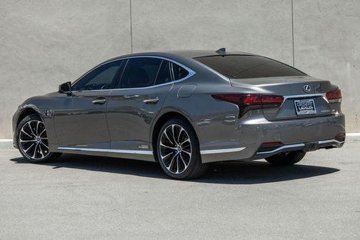 2022 Lexus LS 500h Base