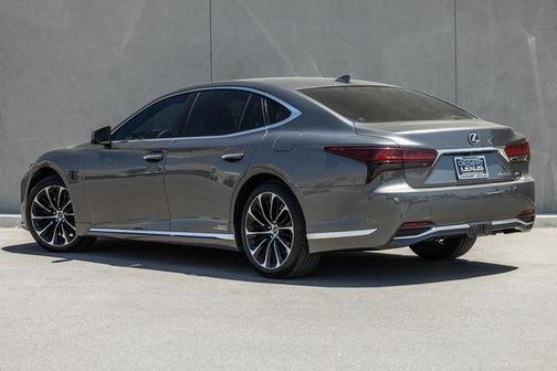 2022 Lexus LS 500h Base