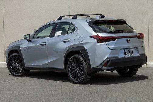 2025 Lexus UX 300h Base