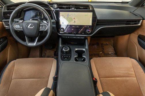 2023 Lexus RZ 450e Luxury