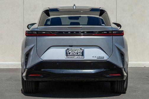 2023 Lexus RZ 450e Luxury