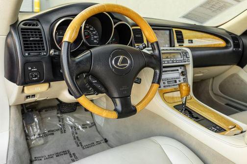 2004 Lexus SC 430 Base