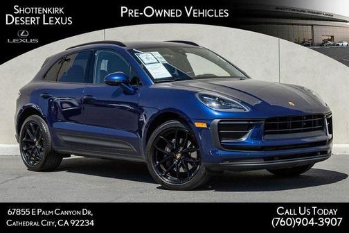 2022 Porsche Macan Base