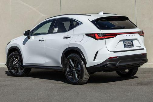2026 Lexus NX 450h+ Luxury