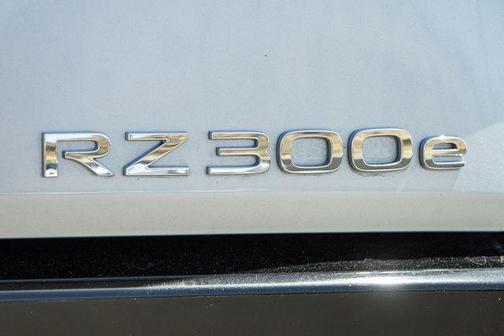 2024 Lexus RZ 300e Premium