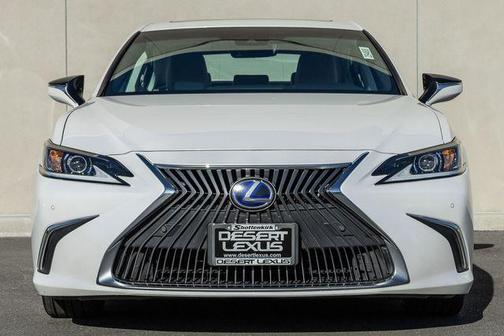 2020 Lexus ES 300h Base