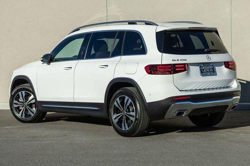 2025 Mercedes-Benz GLB 250 Base