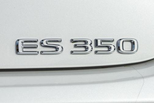 2024 Lexus ES 350 Luxury