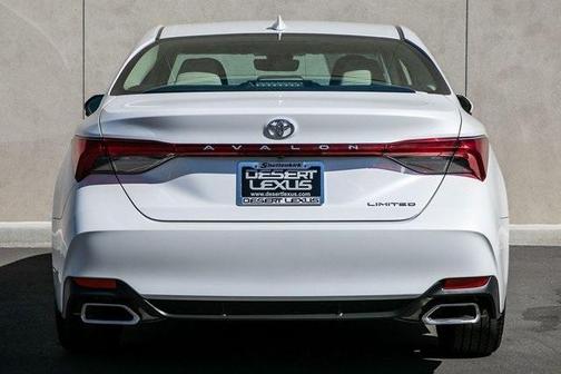 Photo 4 of 17 of 2019 Toyota Avalon Limited